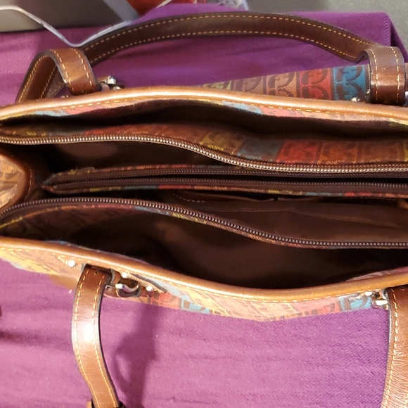 Beautiful Fossil Shoulder Bag - Picture 14 of 14